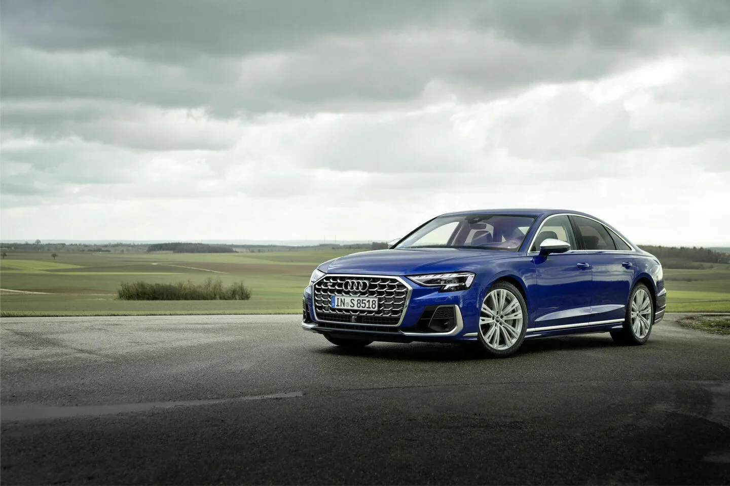 Audi S8