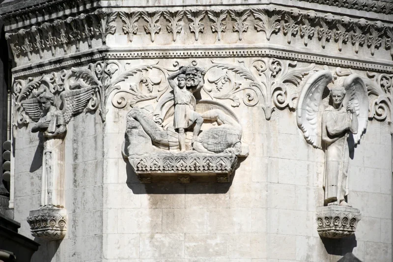 Livraison de véhicule premium à Lyon