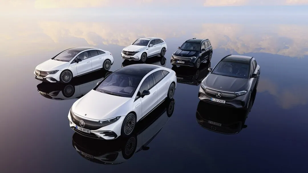 Mercedes EQA %26 EQB